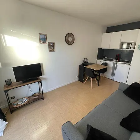 Sur Le Port D'arcachon Apartamento *
